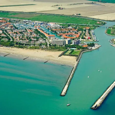 Bright With Pool Apartman Porto Santa Margherita di Caorle