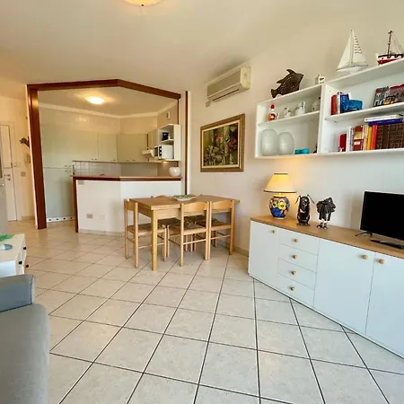 Bright With Shared Pool